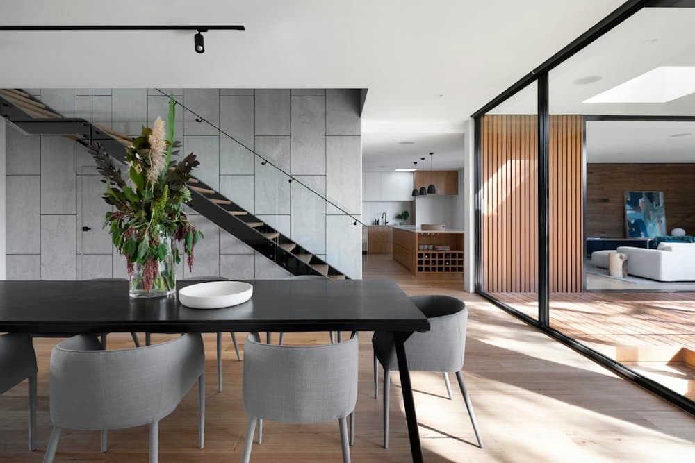 A thoughtfully arranged bright home interior